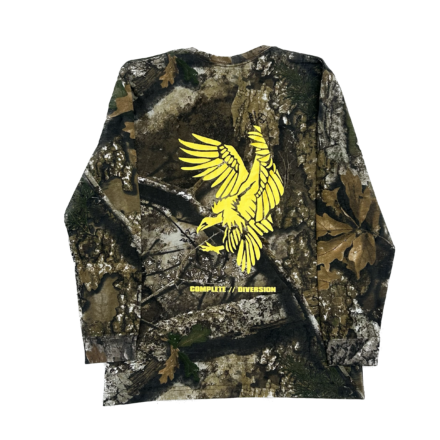 VULTURE CAMO TEE (MEDIUM)